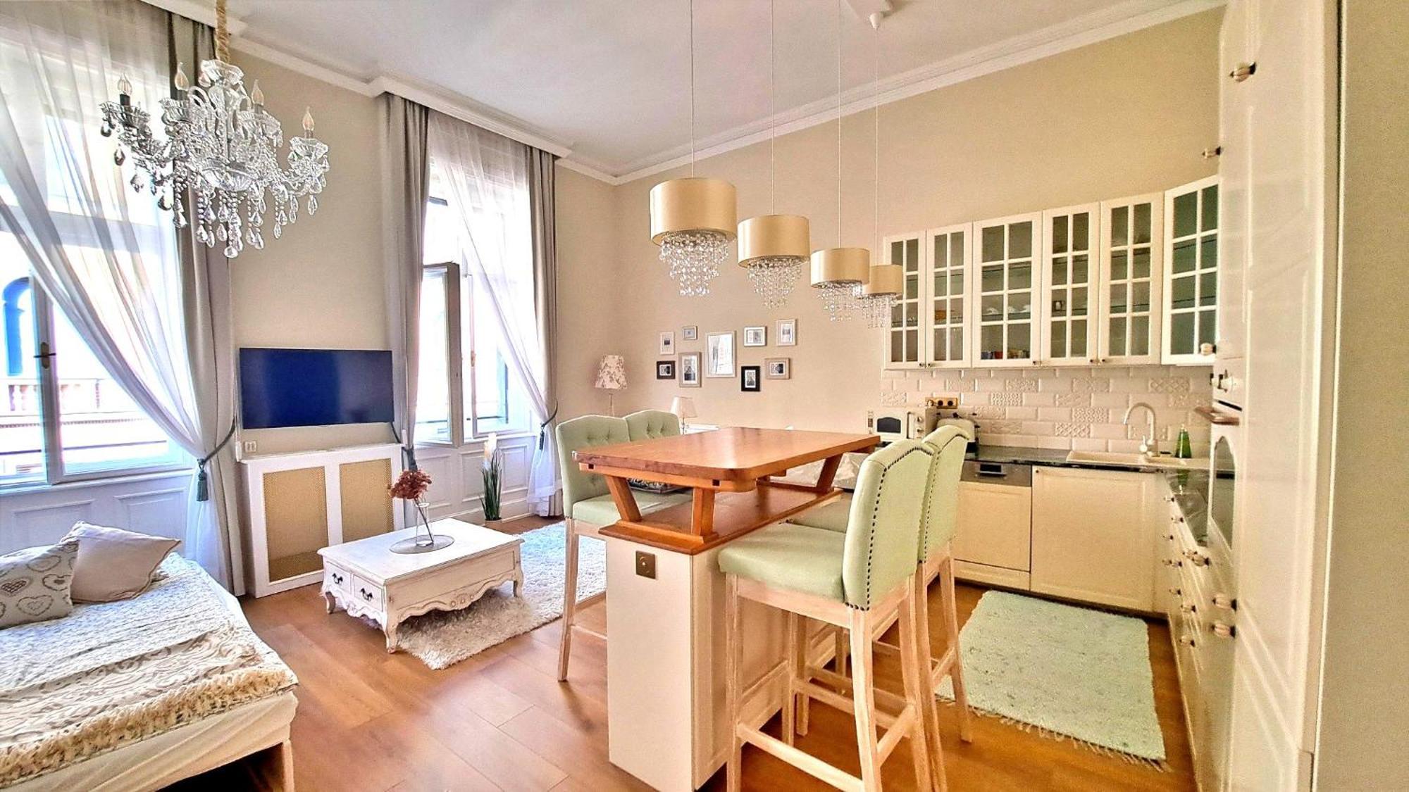 Apartment Nyugati Premium *